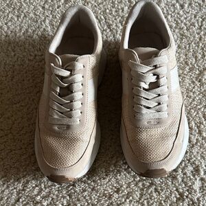 DV by Dolce Vita Tan and Cream Women's Sneakers